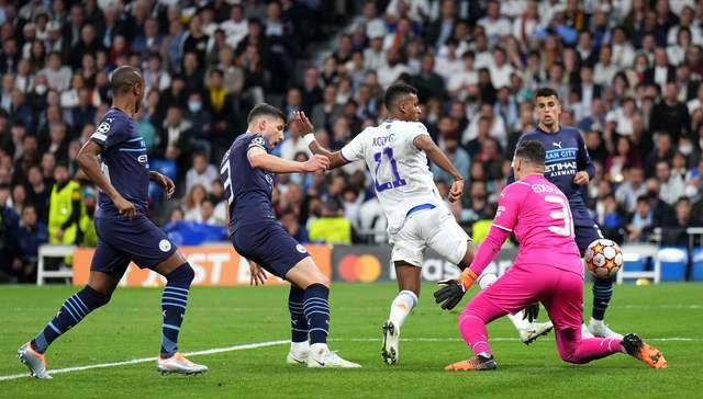 欧冠18决赛焦点战：皇马两大主力缺阵，曼城誓言复仇